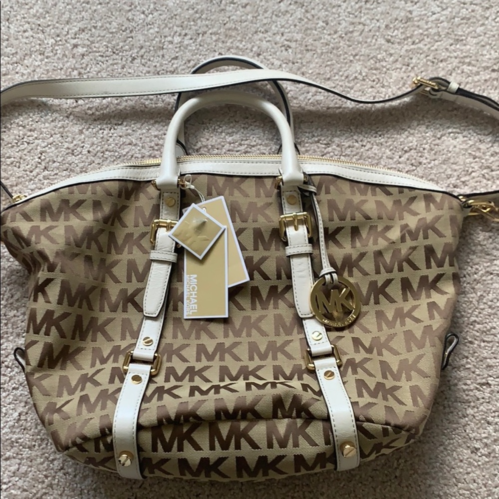 Brand new Michael kors purse